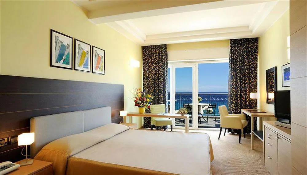 Grand Hotel Spiaggia Alassio 4*,  Italy