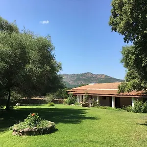 Séjour à la ferme Su Pirastru