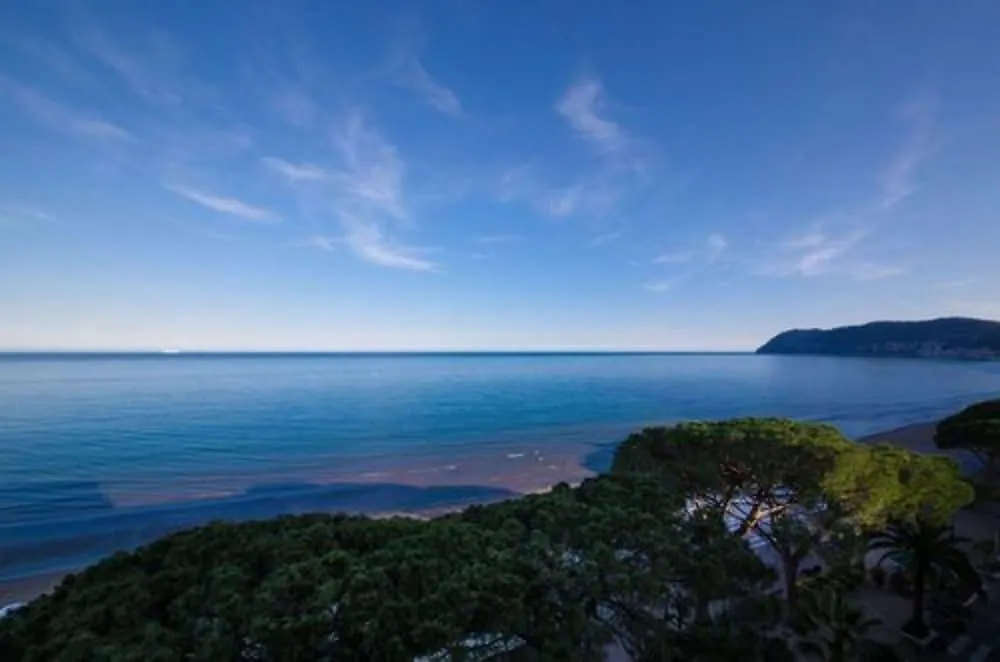 Grand Hotel Spiaggia Alassio 4*,  Italy